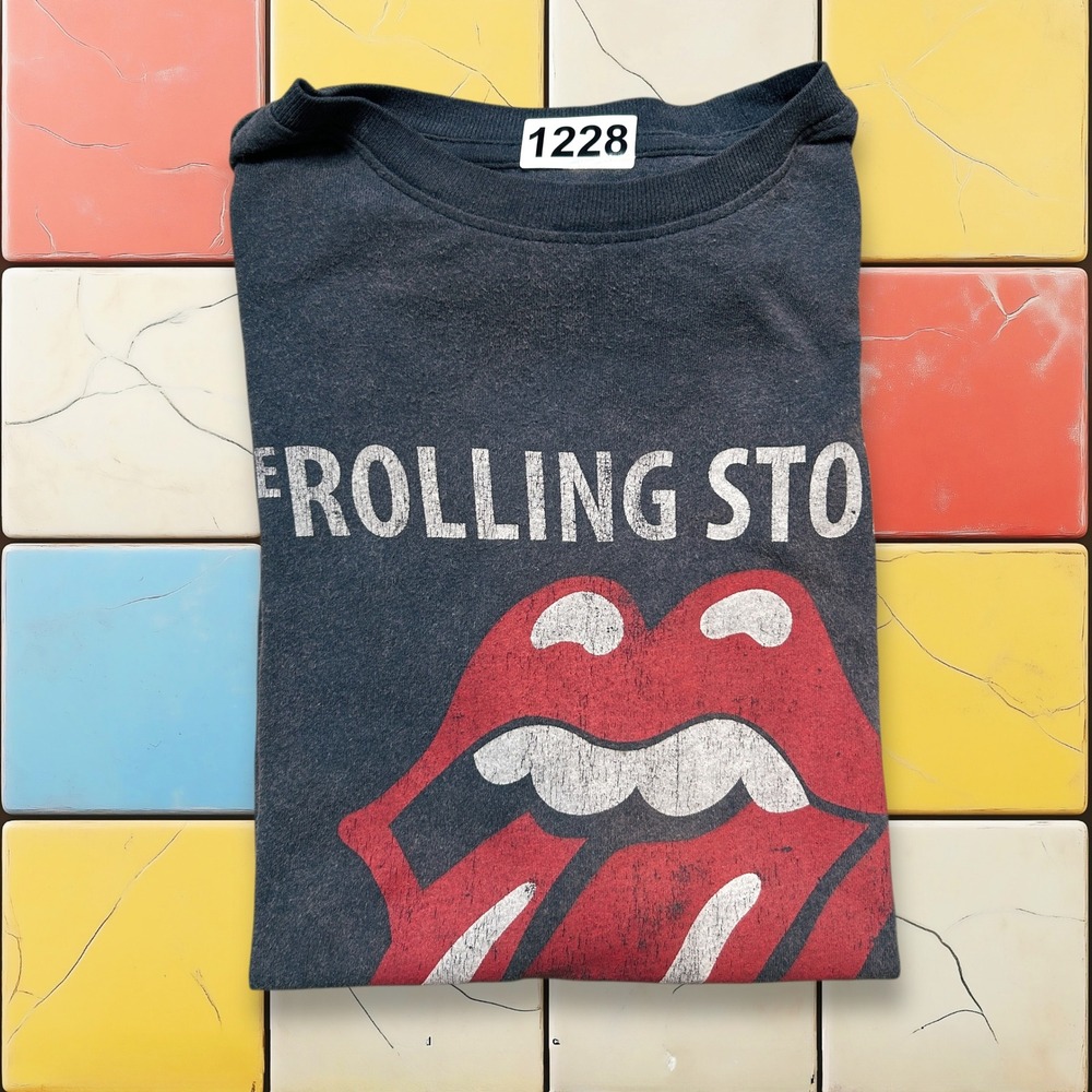 Rolling Stones 1975 US Tour Tee Y2K Black S Sun Faded Band Rock Music Lips Shirt - Picture 2 of 15
